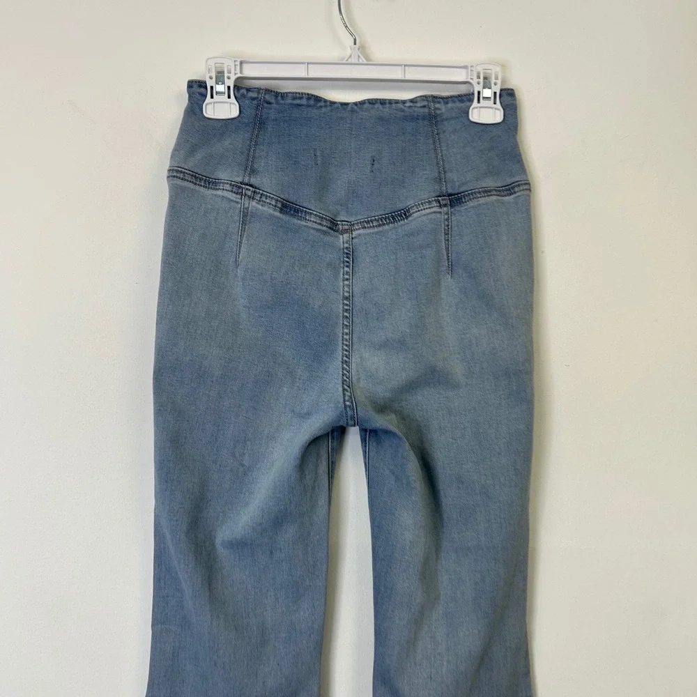 Free People‎ Venice Beach Pull On Flare Jeans Women's 27 High Rise Boho